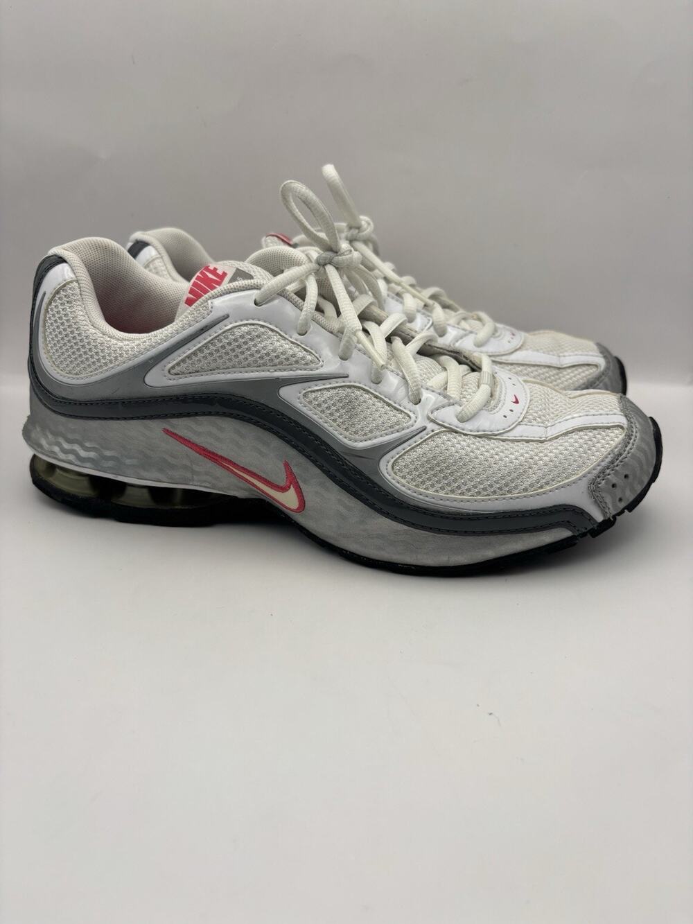 Nike Reax Run 5 White And Pink Sneakers Women Size 10